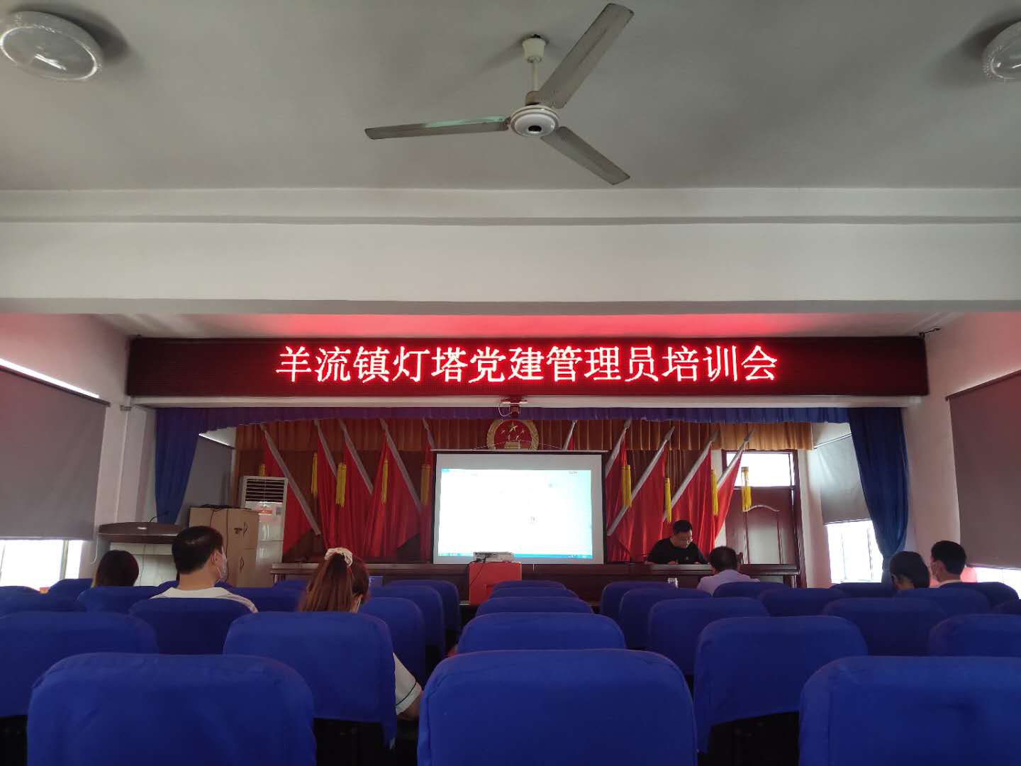 山東興源機械有限公司官網(wǎng)|起重機|行車|山東興源機械|單梁起重機|電動葫蘆|起重配件|qdtwky.com|xyqzj|xyqzj.com|興源起重機|興源|起重機行車|起重設(shè)備|起重機械